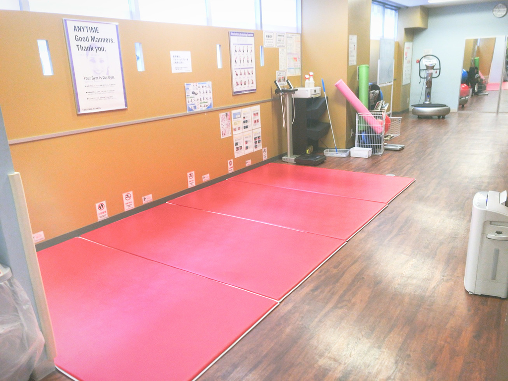 ANYTIMEFITNESSエニタイムフィットネス千代田岩本町店