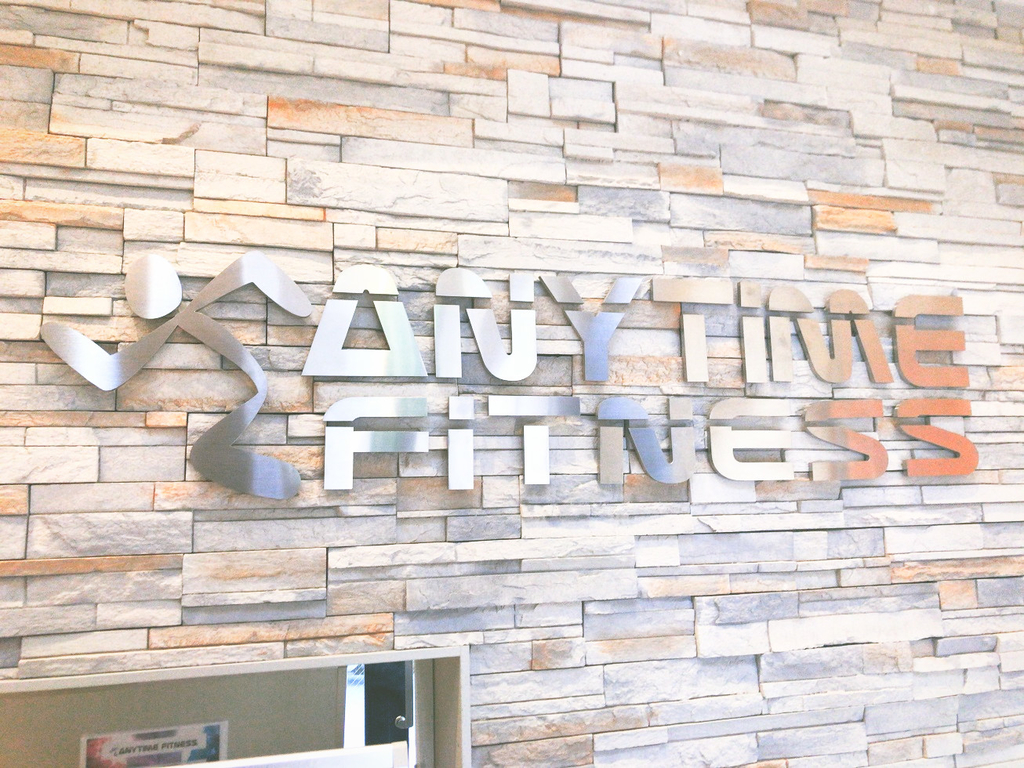 ANYTIMEFITNESSエニタイムフィットネス新宿御苑前店